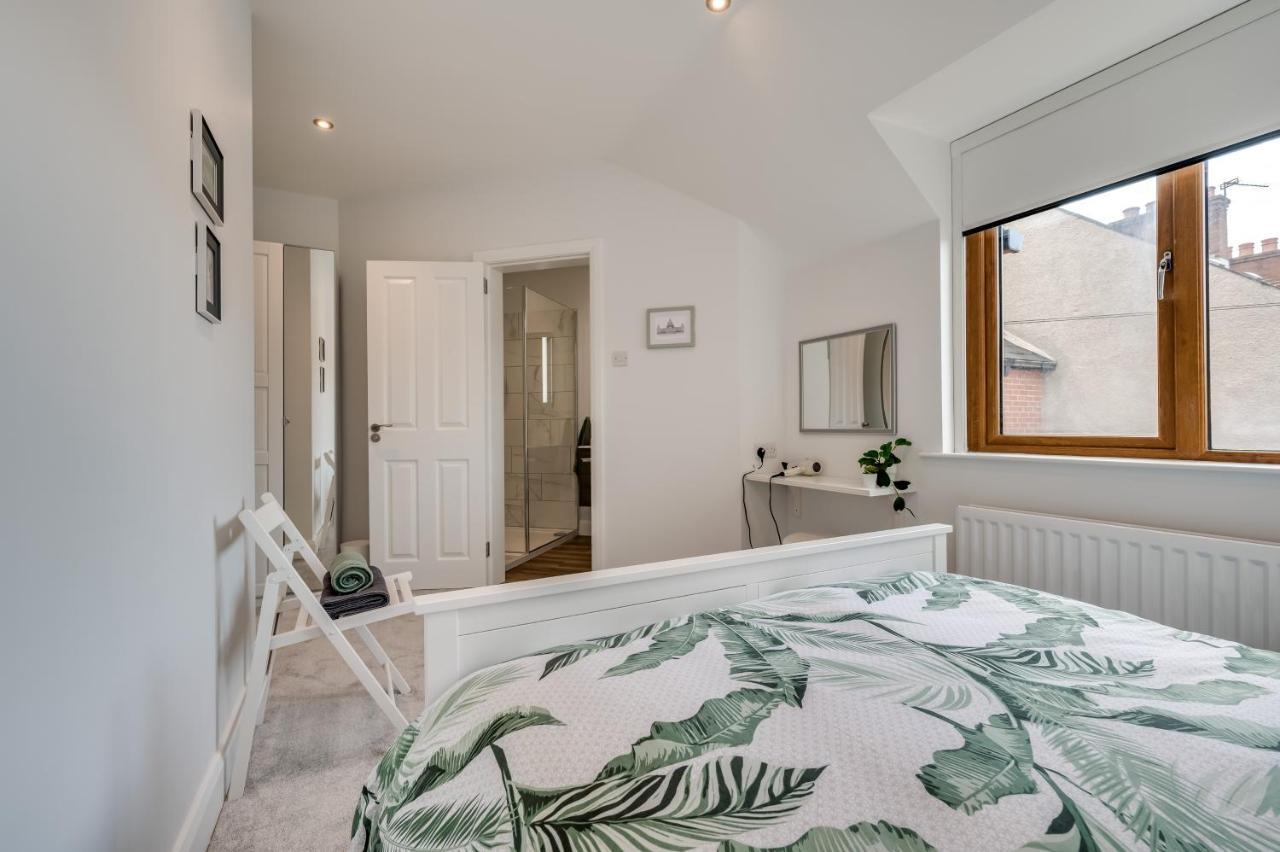 Апартаменты Windsor Drive Townhouse Белфаст Экстерьер фото
